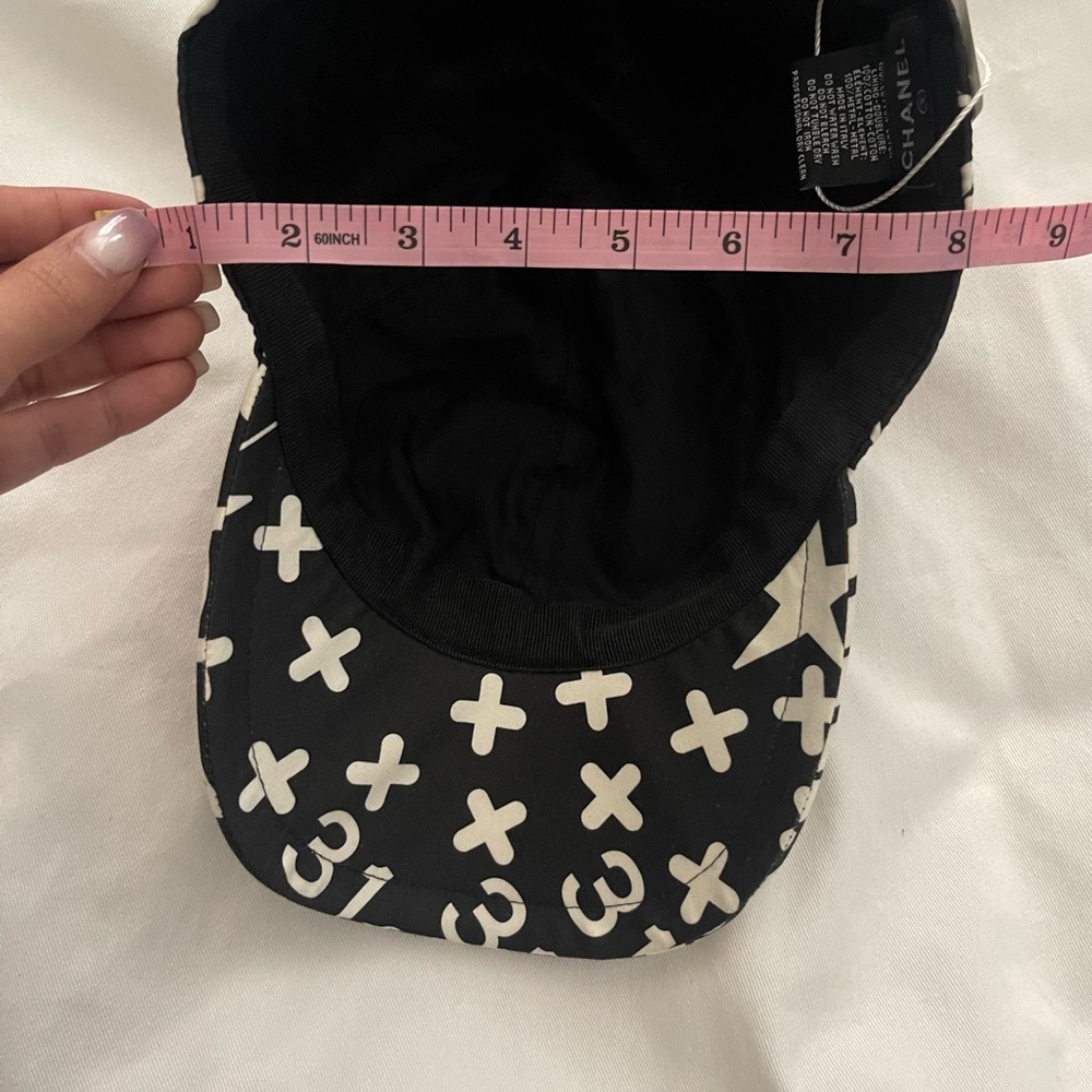 CHANEL 22P Black Baseball Cap with White Logo & Motif Print. - Picture 11 of 12